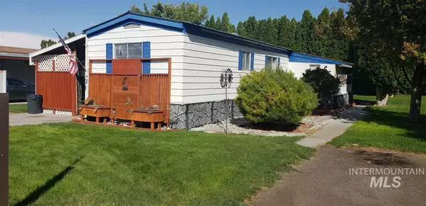 Filer, ID 83328-0000,842 W Midway