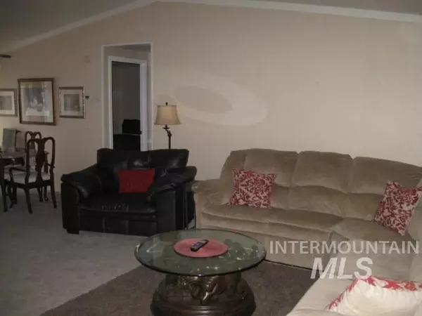 Fruitland, ID 83619,1011 Braeburn St