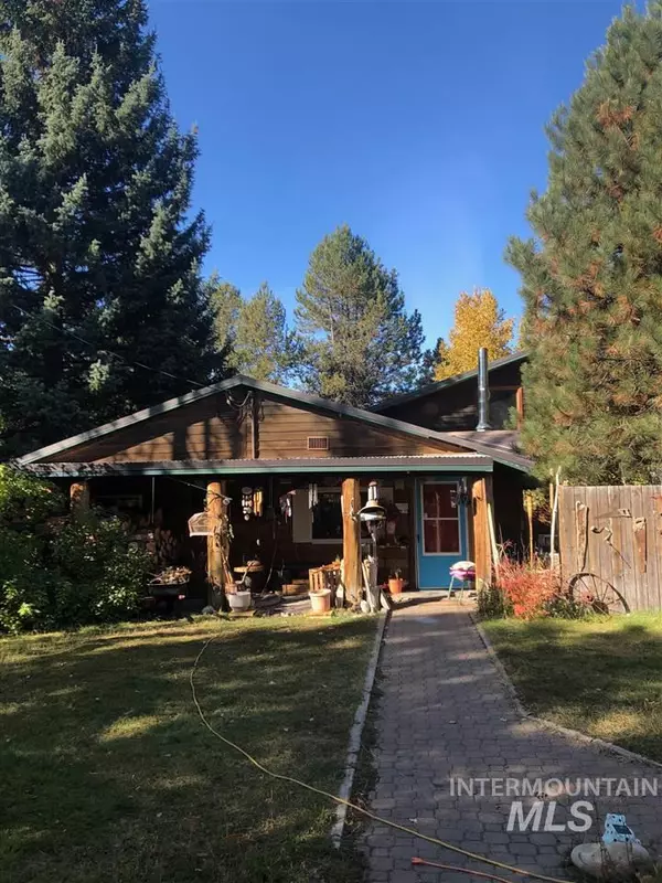 Mccall, ID 83638,1934 Pilgrim Cove Road