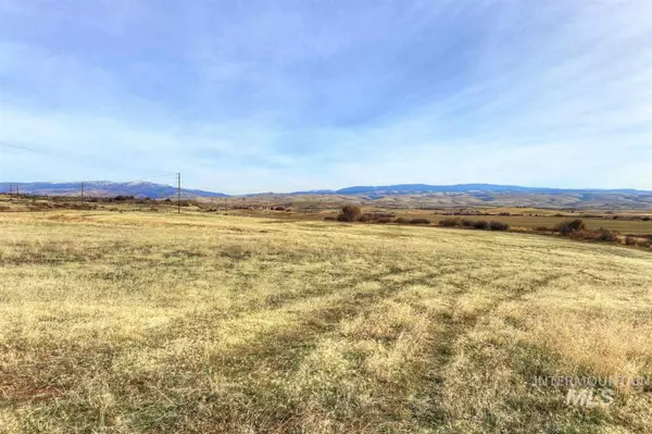 Indian Valley, ID 83632,1096 Highway 95