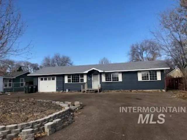 Kuna, ID 83634,384 E 2nd Steet