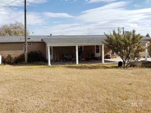 Ferdinand, ID 83526,420 3rd Street