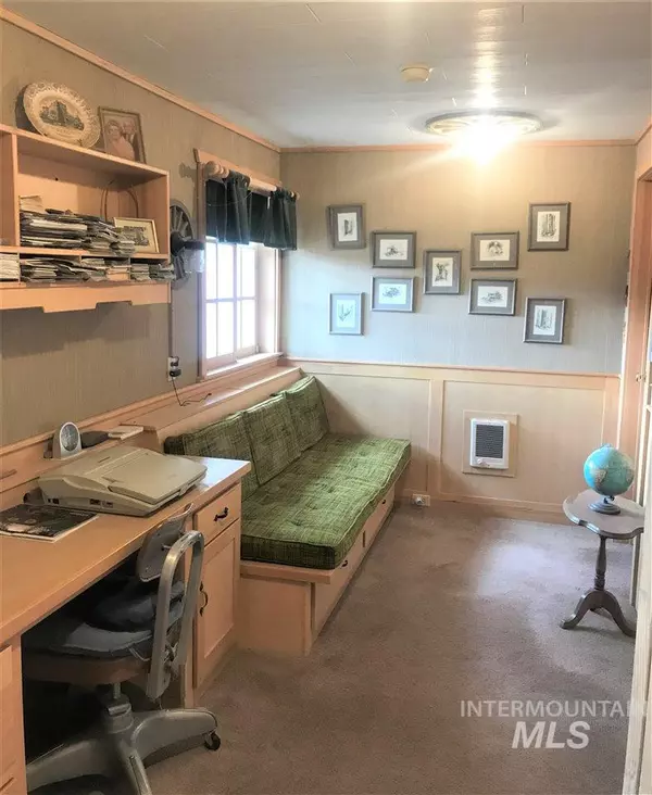 Durkee, OR 97905,35188 Vandecar Road