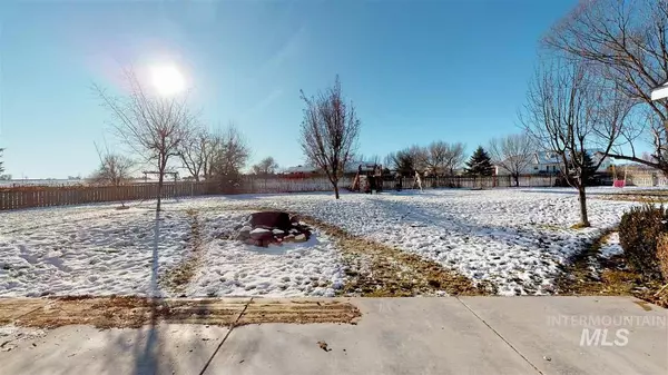 Buhl, ID 83316,4196 N 1572 E