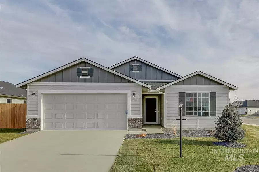 8362 E Mourtan St., Nampa, ID 83687