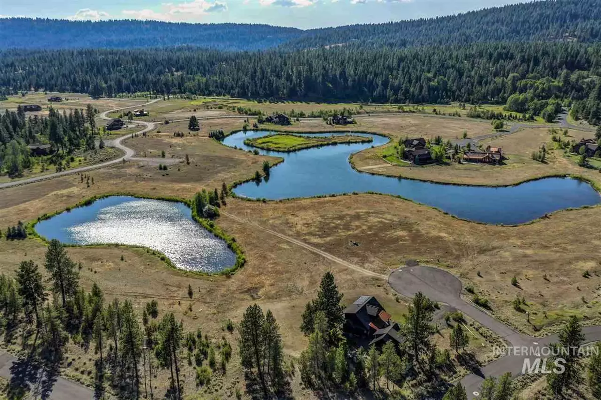 Mccall, ID 83638,10 Owleclover Ln