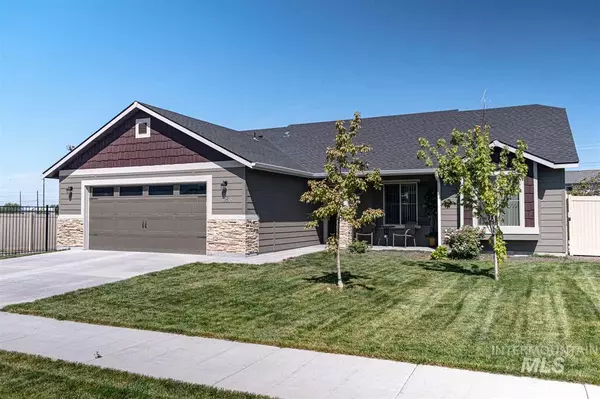 1186 W Flower Garden, Meridian, ID 83642