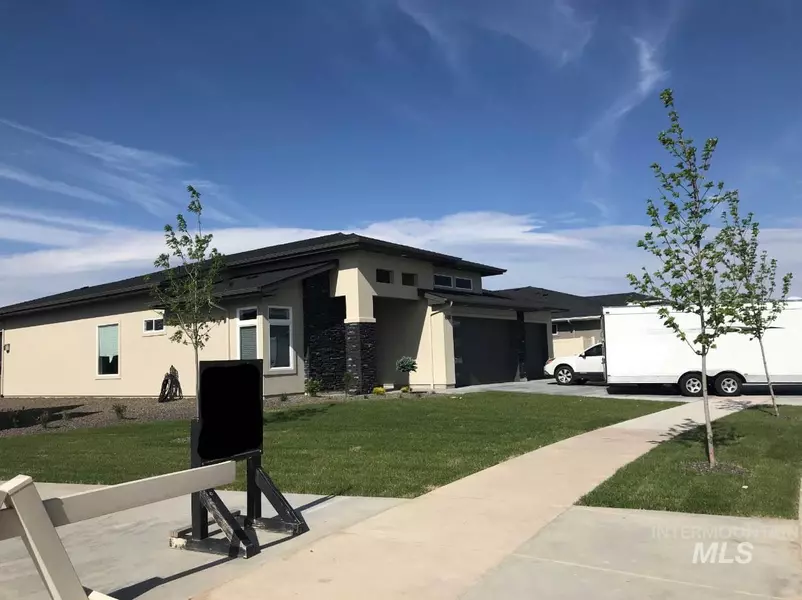 481 Oak View, Meridian, ID 83642