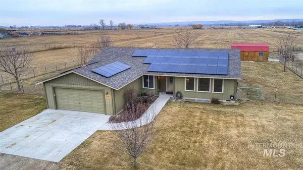 8660 Dewey Rd, Emmett, ID 83617