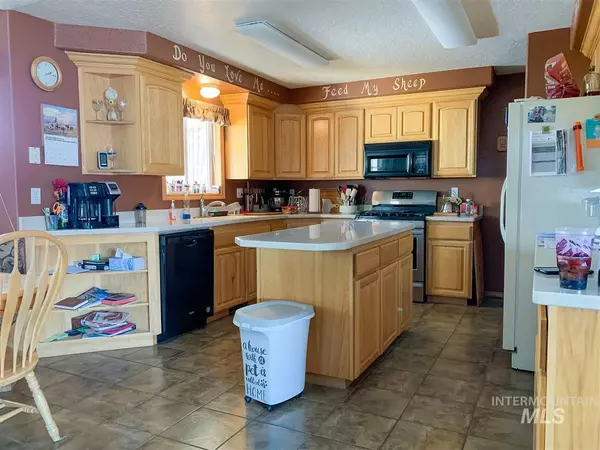 Payette, ID 83661,2077 Newman Lane