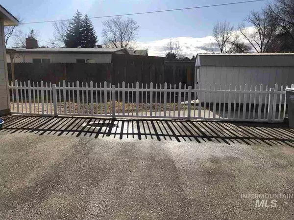 Nampa, ID 83651,33 N Fairview