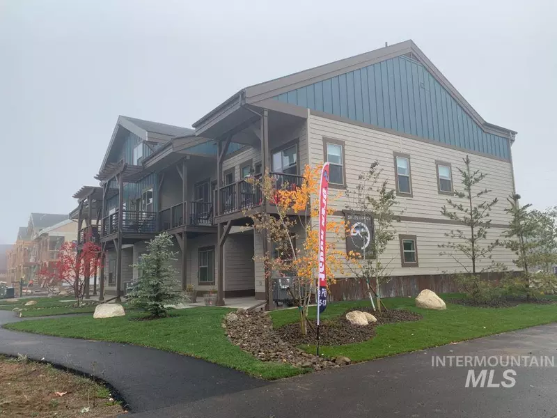 113 Broken Pine Lane, Mccall, ID 83638