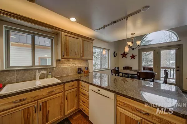 Mccall, ID 83638,610 Lenora Street