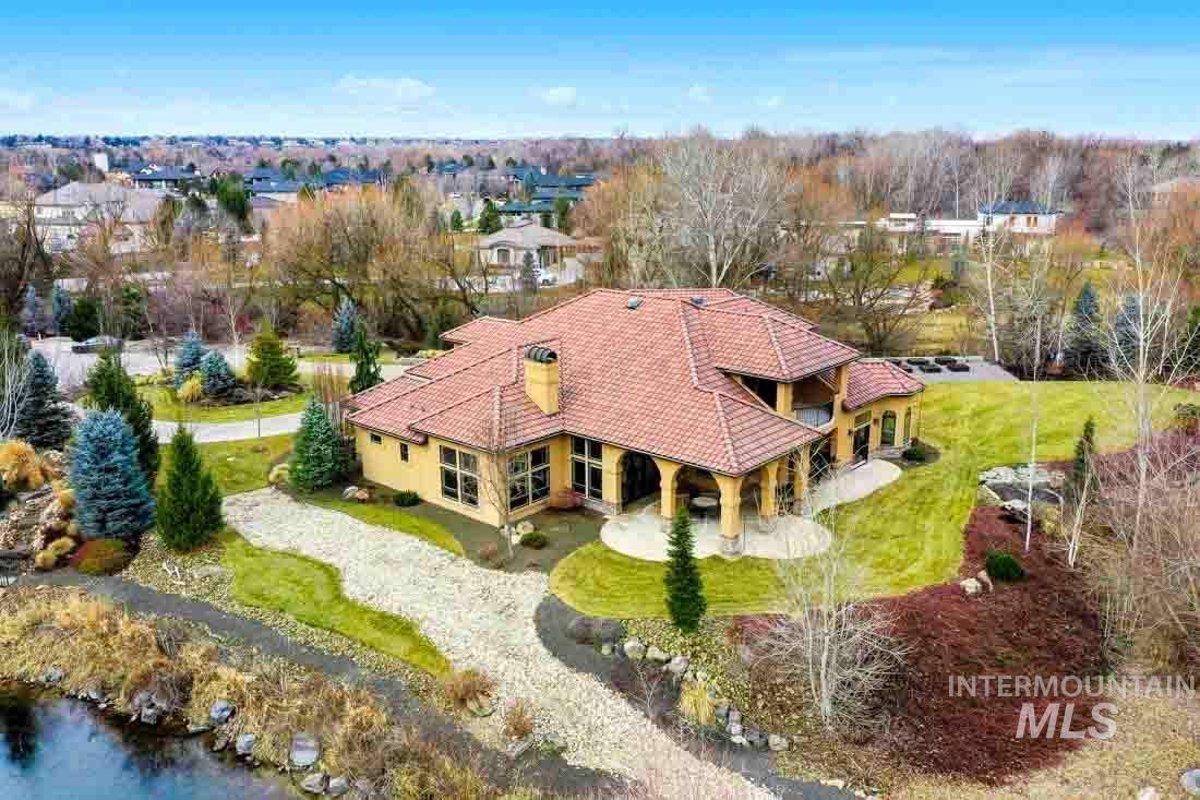 Eagle, ID 83616,448 E Riversedge Ln