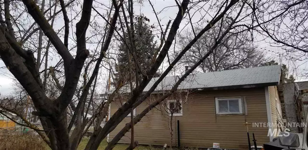 111 Pennsylvania Ave, Fruitland, ID 83619