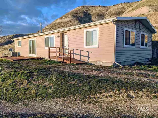 Payette, ID 83661,2400 Hwy 52