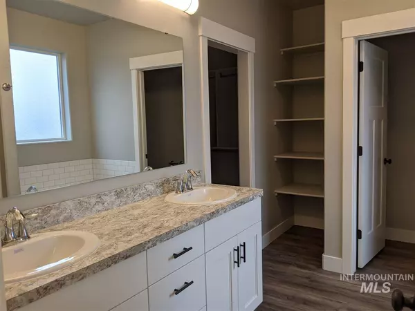 Burley, ID 83318,618 W 24th Street