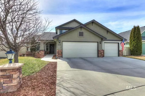 707 W Heather Woods Dr., Nampa, ID 83686