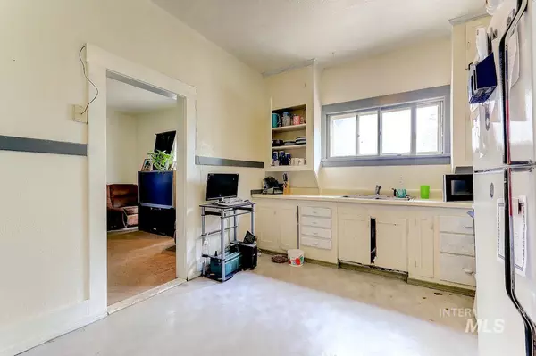 Payette, ID 83661,716 3rd Avenue S