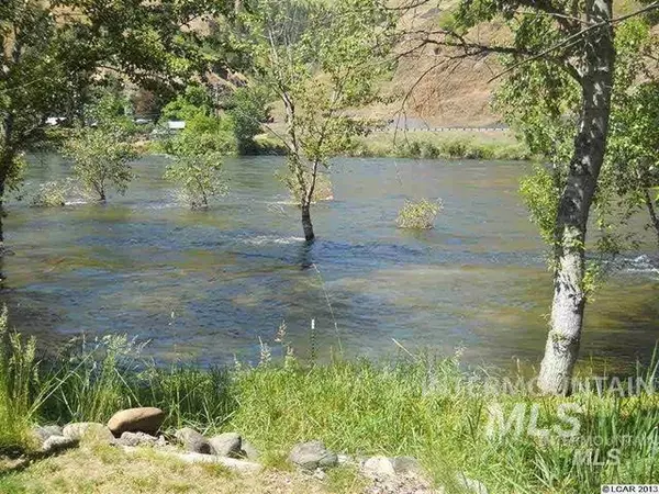 Kooskia, ID 83539,504 River Front Drive