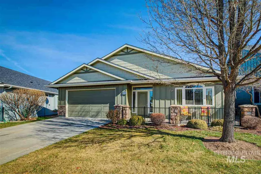 2644 S Flame Avenue, Meridian, ID 83642-0000