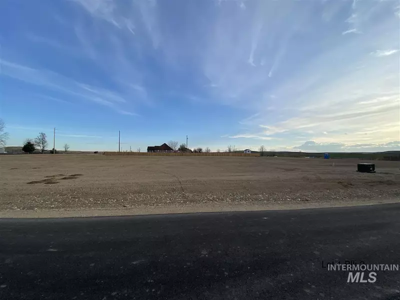 105 Cattle Drive (Lot 1, Blk2), New Plymouth, ID 83655