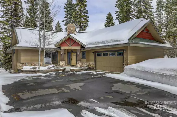 Mccall, ID 83638,1045 Fireweed Drive