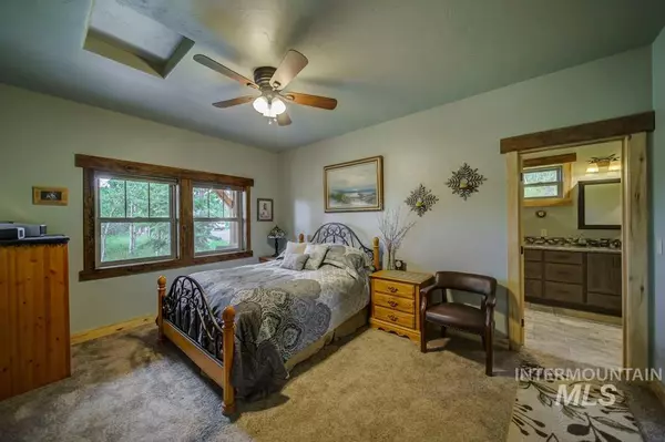 Mccall, ID 83638,15 Larkspur Cir