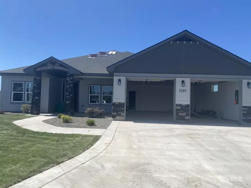 1285 Red Ash, Star, ID 83669