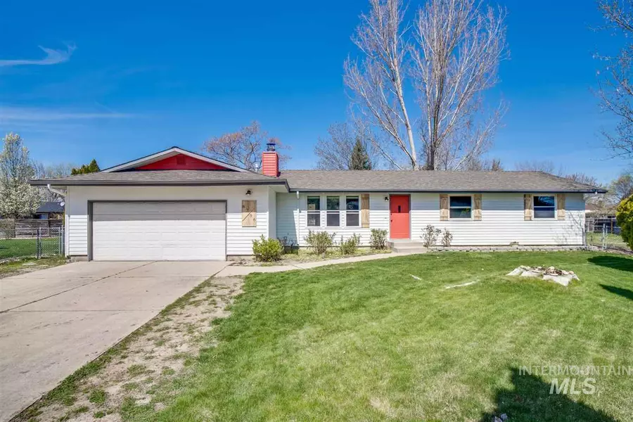 8756 W Austin St, Garden City, ID 83714