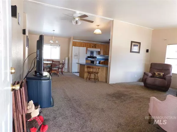 Elk River, ID 83827,407 Larch St