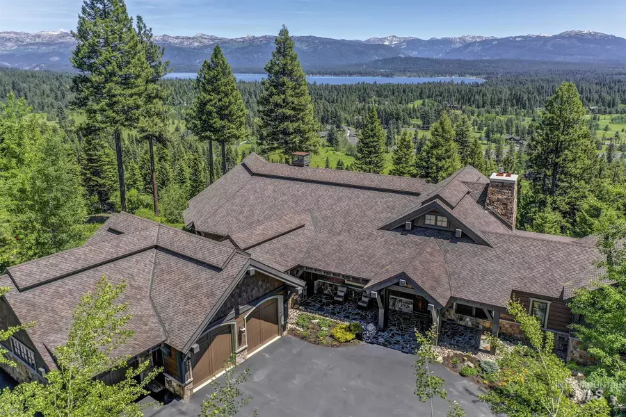 647 Lichen Lane, Mccall, ID 83638