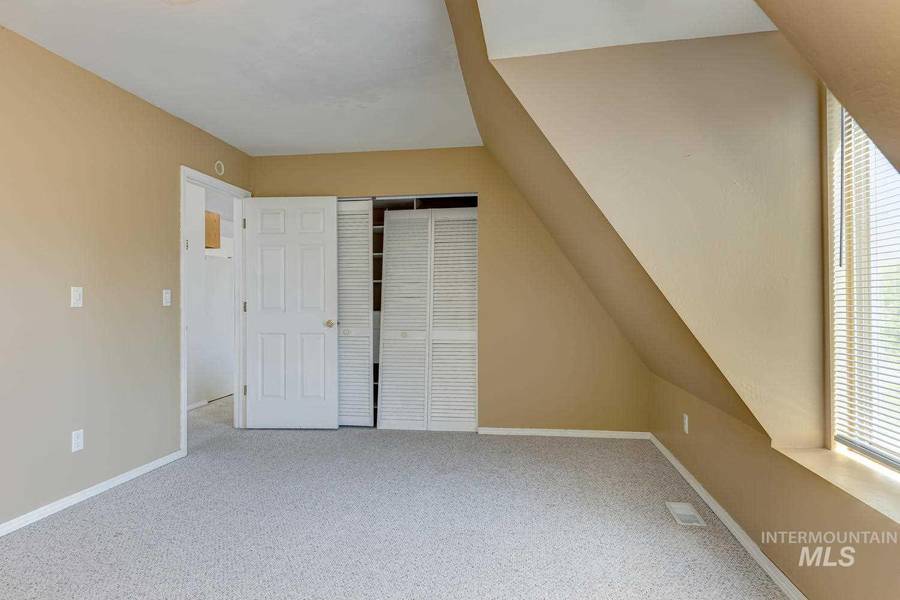 270 N Ten Mile Road, Kuna, ID 83634