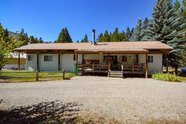 Lowman, ID 83637,34 W River Drive