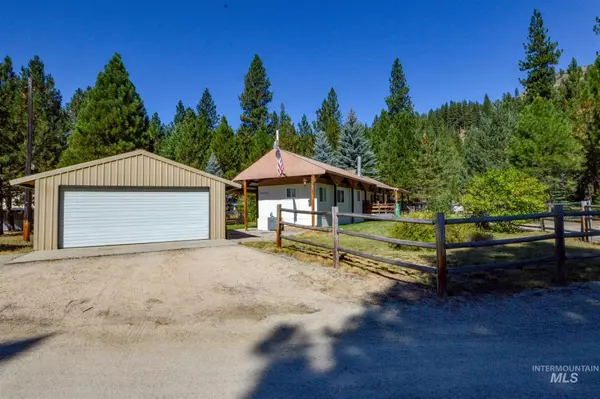 Lowman, ID 83637,34 W River Drive