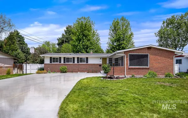 3518 W Catalina Rd, Boise, ID 83705