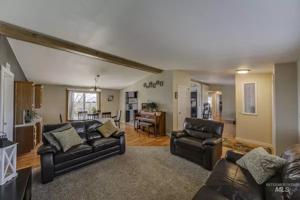 Mccall, ID 83638,45 Johnson Lane