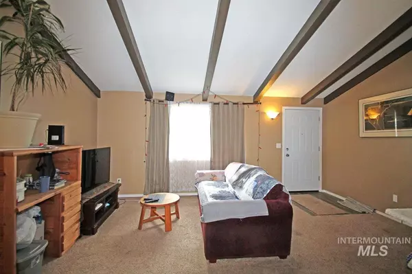 Caldwell, ID 83605,1514 Arthur St.