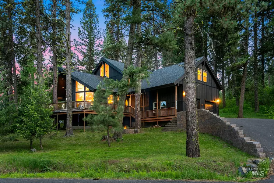 3881 Brookside Dr, New Meadows, ID 83654