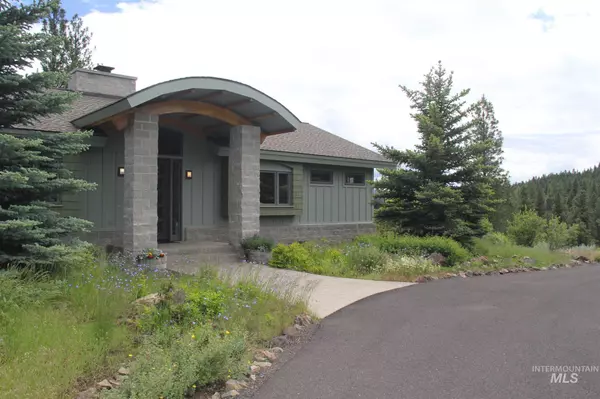 3834 Sarazen Court, New Meadows, ID 83654