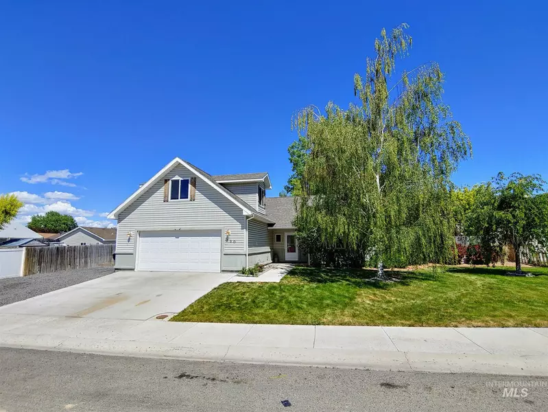 130 Little Cedar Street, Hansen, ID 83334