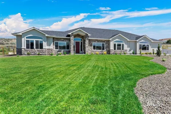 7265 Lanktree Ln, Middleton, ID 83644