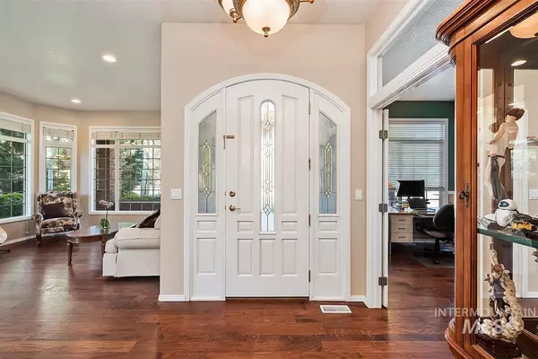 Eagle, ID 83616,3042 S Stonington Ave