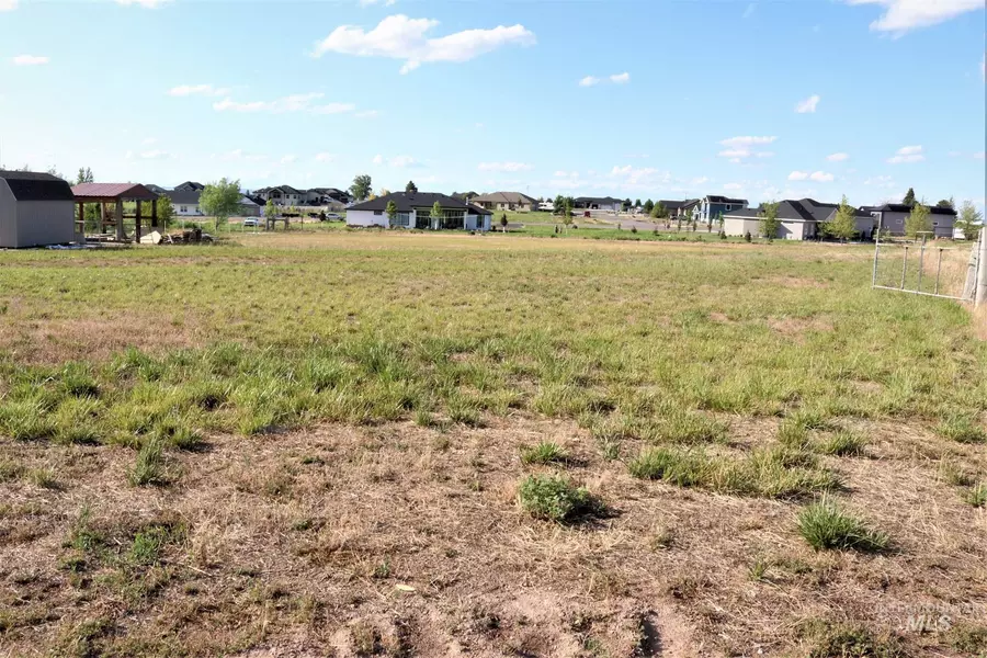 3718 E 3770 N, Hansen, ID 83334