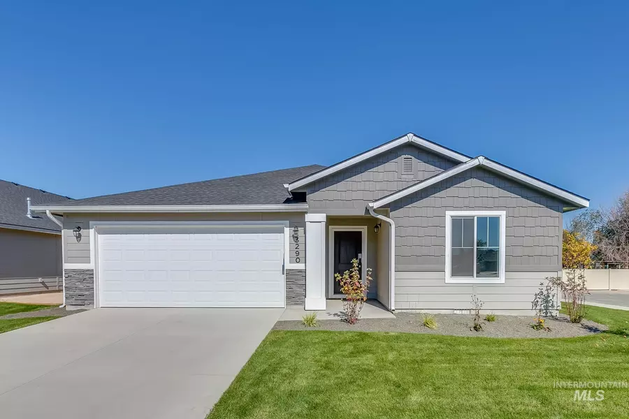 3290 W Remembrance Dr, Meridian, ID 83642