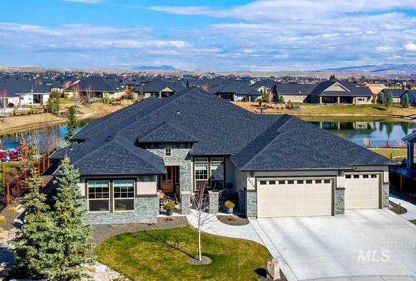 6078 W Biathlon Ct, Eagle, ID 83616