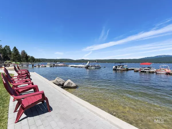 Mccall, ID 83634,101 E Lake St #c36