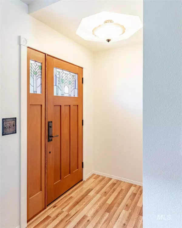 Genesee, ID 83832,455 S Jackson St