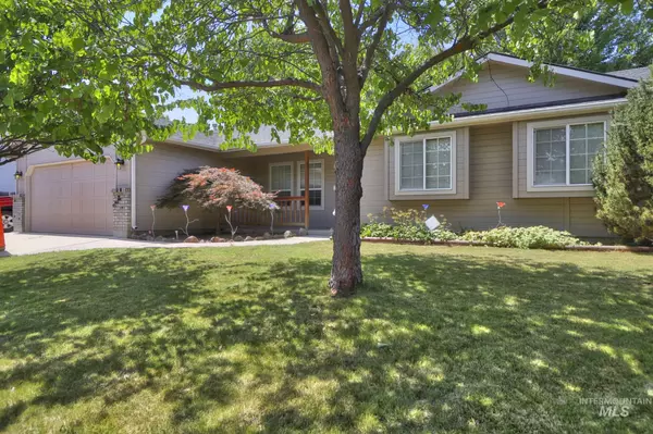 4401 S Falconrest Way, Boise, ID 83716