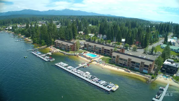 Mccall, ID 83638,101 E Lake Street B32